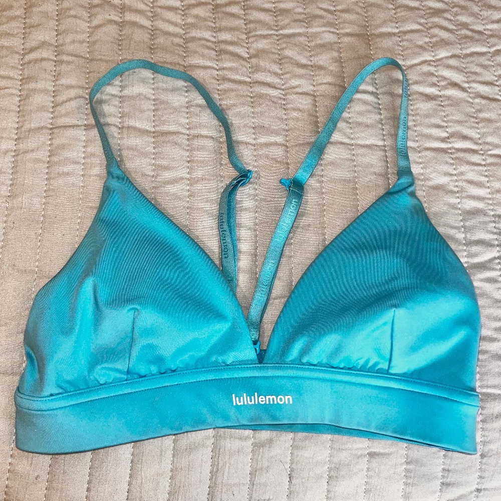 Lululemon bra